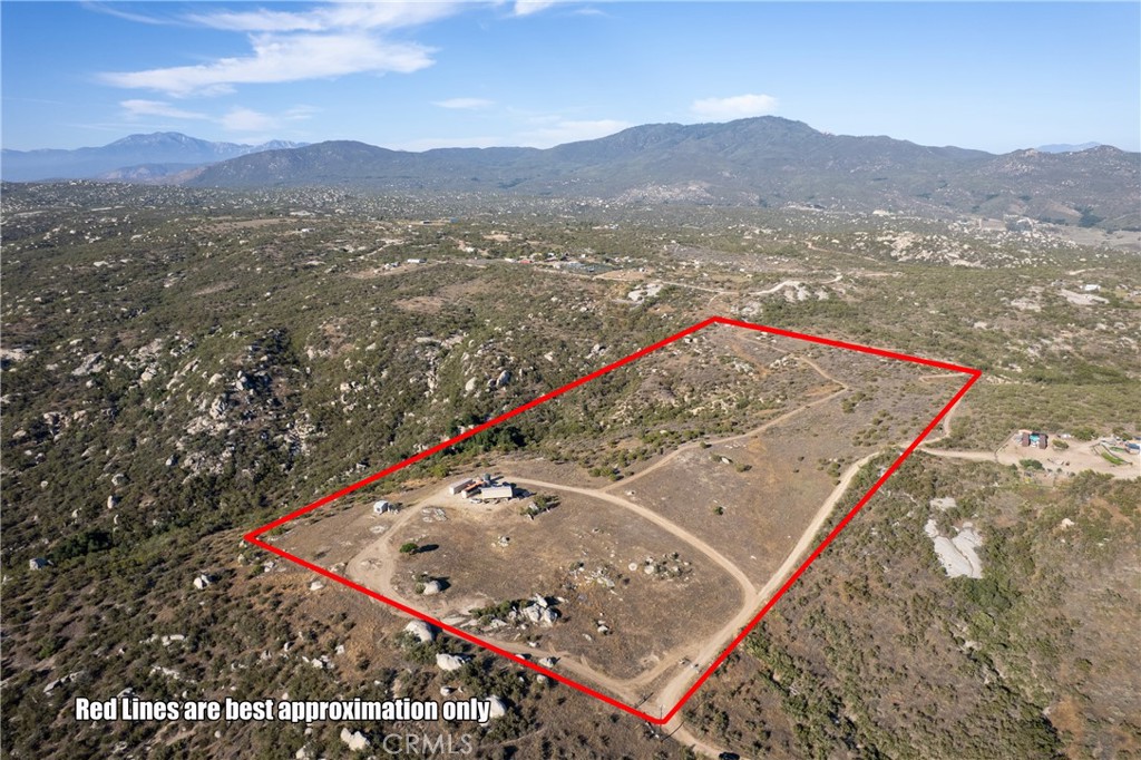39106 Dusty Trail Property Photo 1