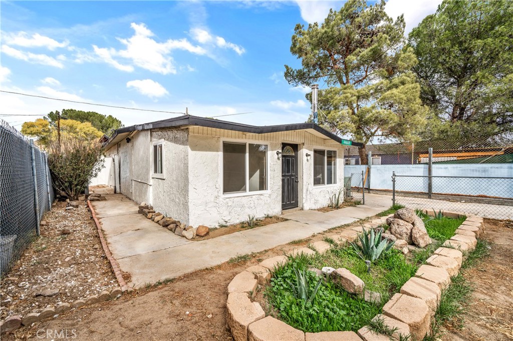 44668 Brawley Avenue Property Photo 1