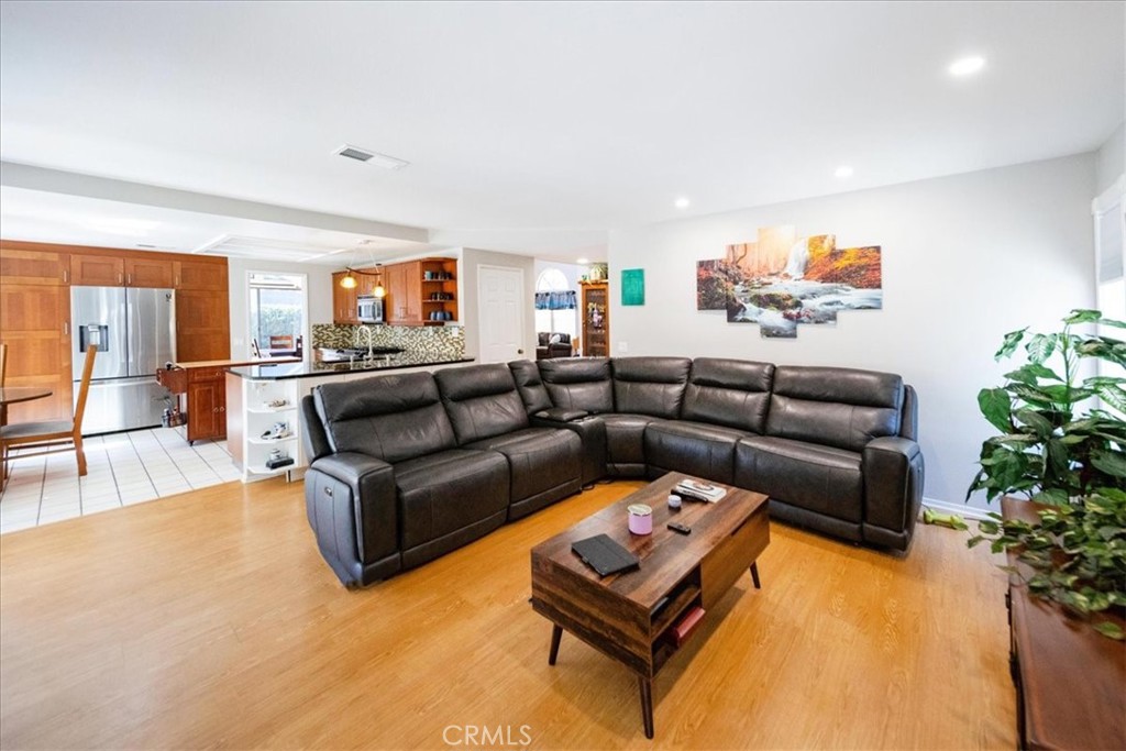 5963 Rio Valle Drive Property Photo 12