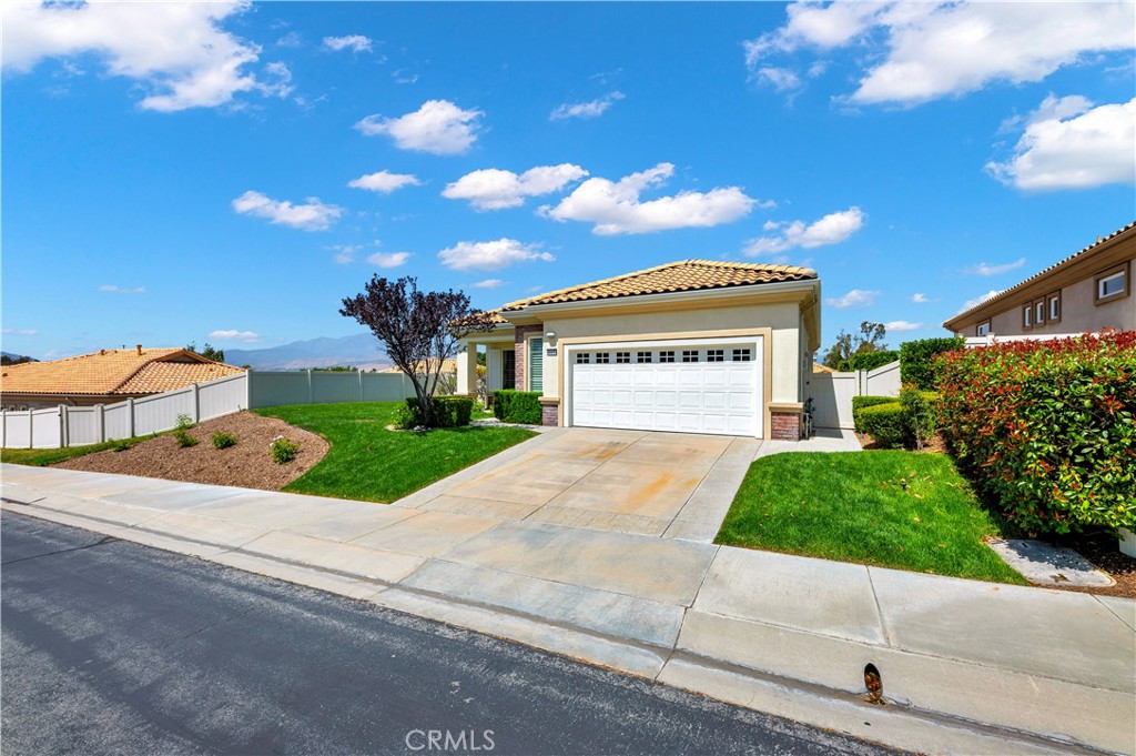 2477 Birdie Drive Property Photo 3