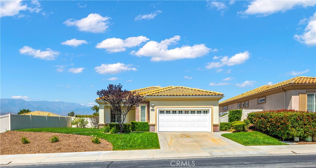 2477 Birdie Drive Property Photo 4