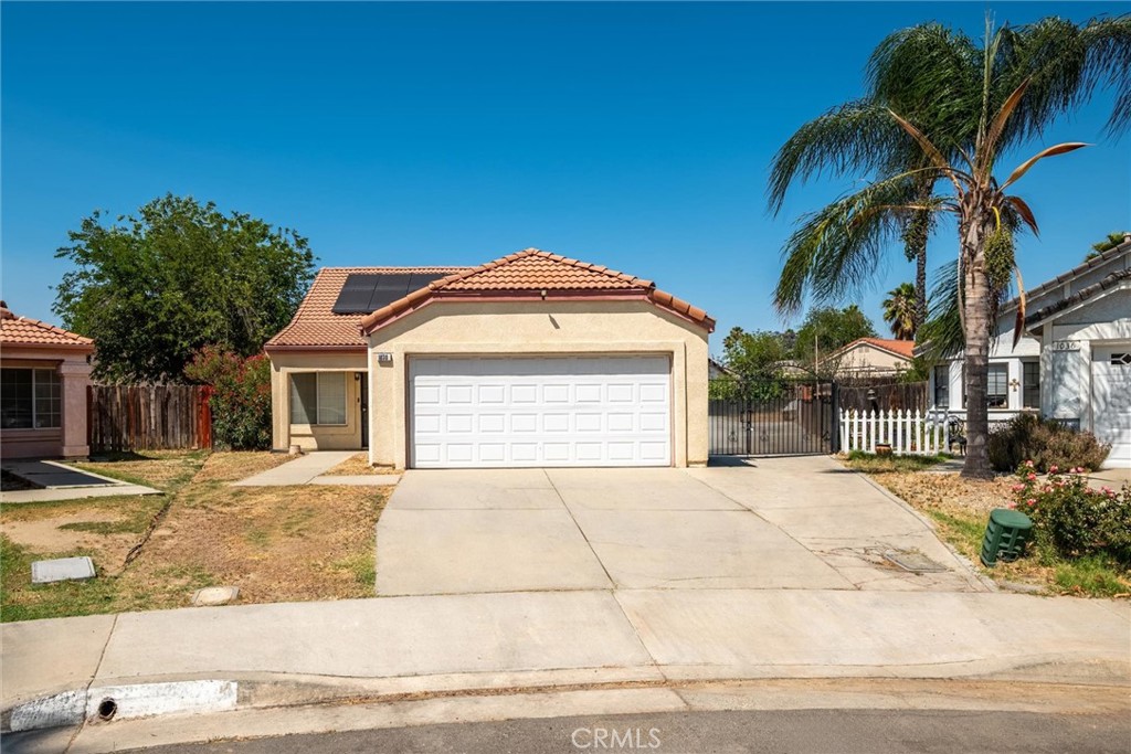 1030 Clover Court Property Photo 1