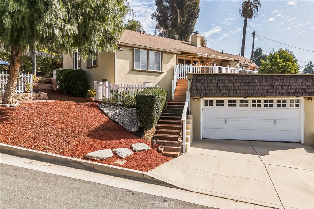 5643 Panorama Drive Property Photo 1