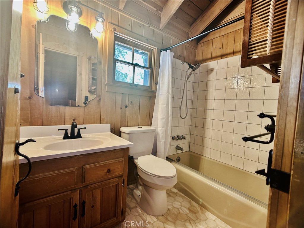 349 Golf Course Road Property Photo 16
