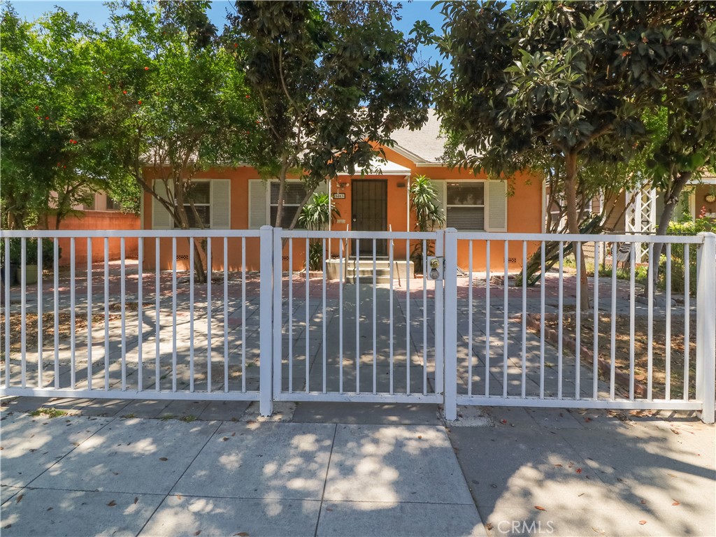 5863 Linden Avenue Property Photo 1
