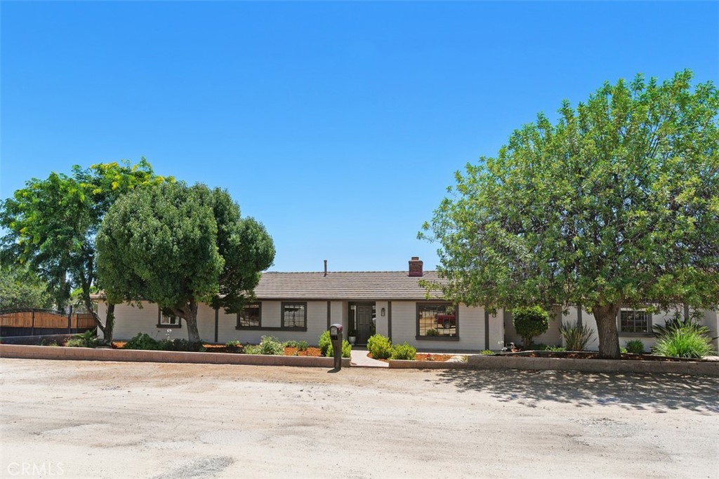 21285 Shoemaker Lane Property Photo 1