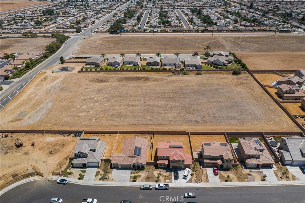 1246 Barnett Property Photo 2