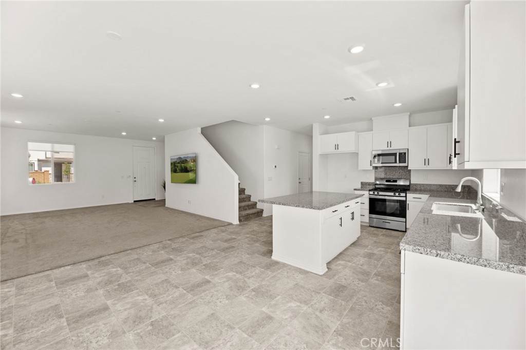 30181 Adrift Lane Property Photo 11