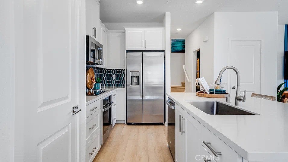 8343 Gabrielino Court Property Photo 3