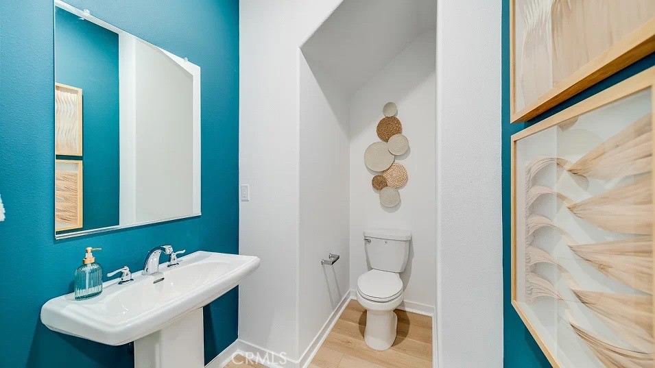 8343 Gabrielino Court Property Photo 4