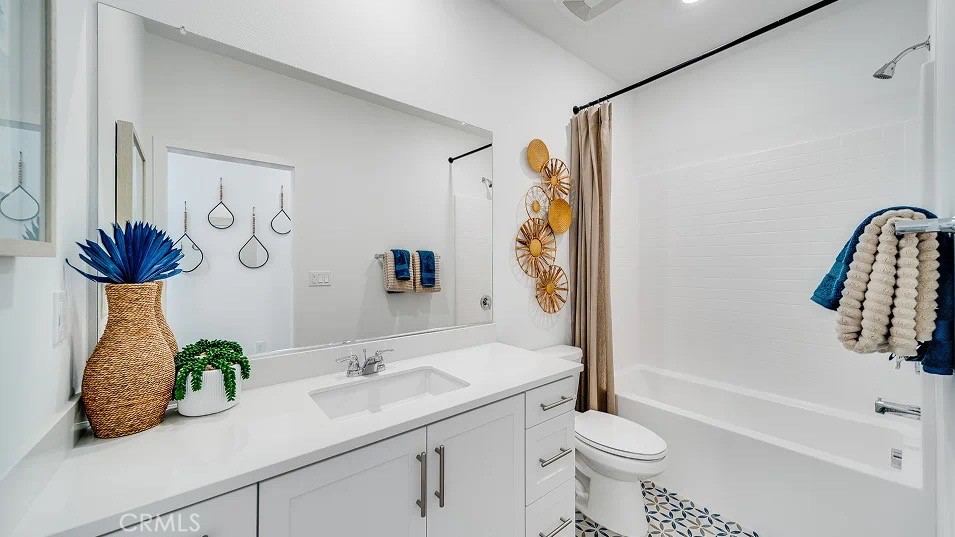 8343 Gabrielino Court Property Photo 13