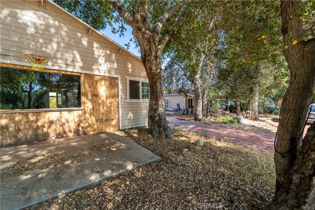 18604 Ellis Drive Property Photo 13