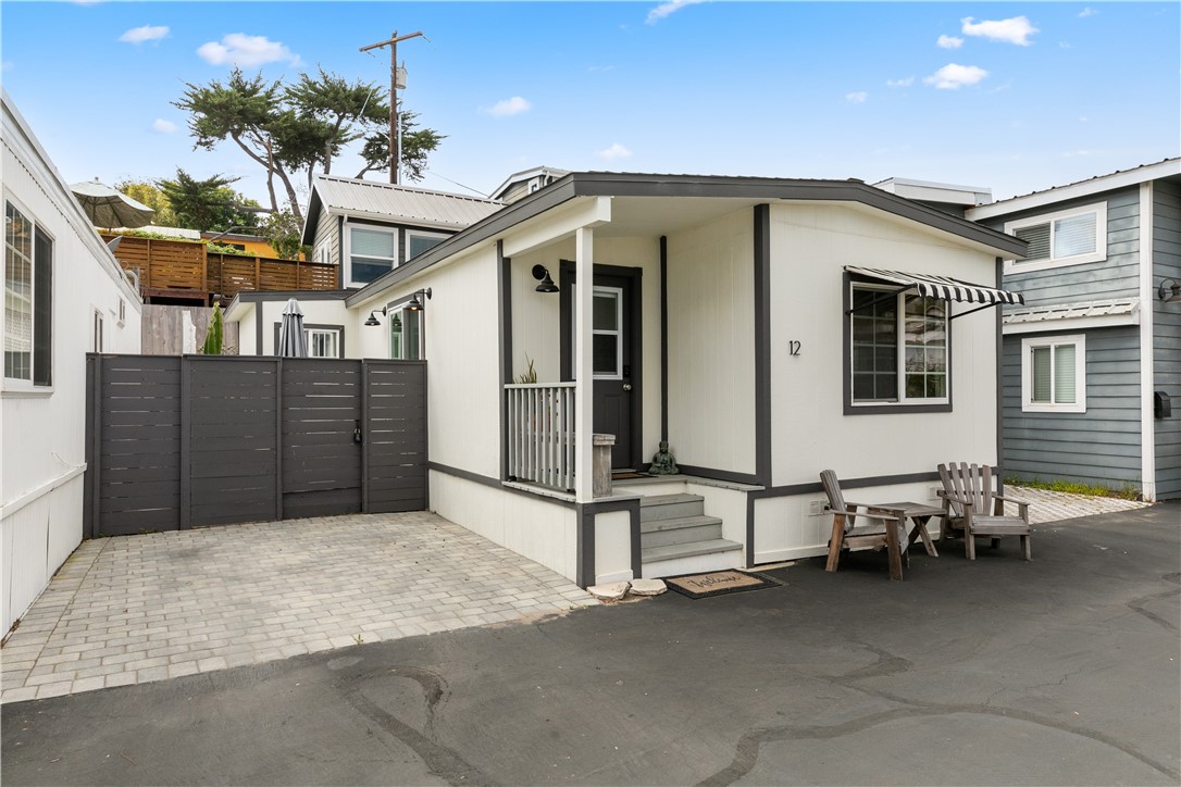 123 Jasper Street 12 Property Photo 3