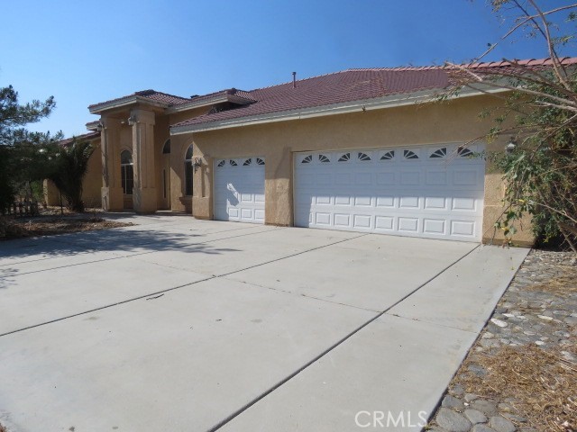 2425 Tokay Road Property Photo 1
