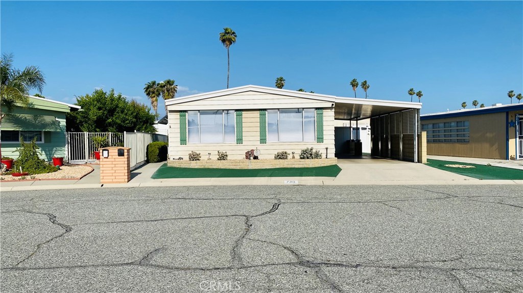 720 Santo Tomas Drive Property Photo 1