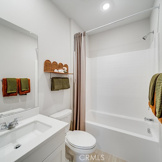 8345 Gabrielino Court Property Photo 8