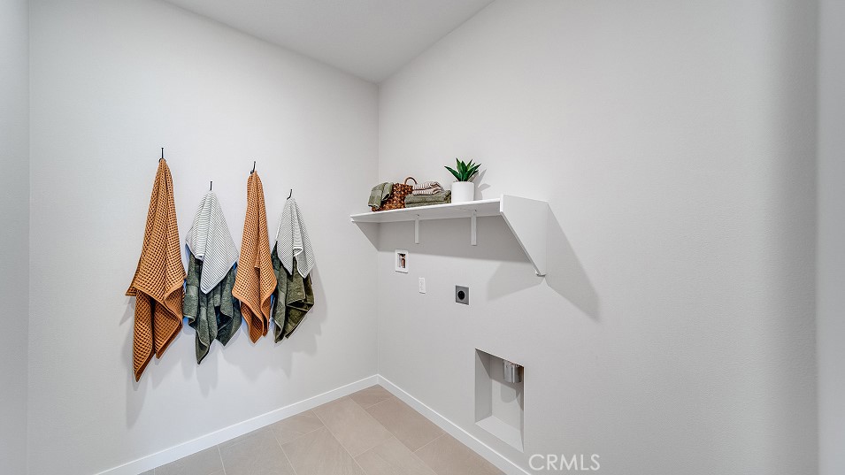 8345 Gabrielino Court Property Photo 16