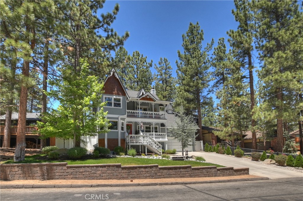 457 Woodside Drive Property Photo 1