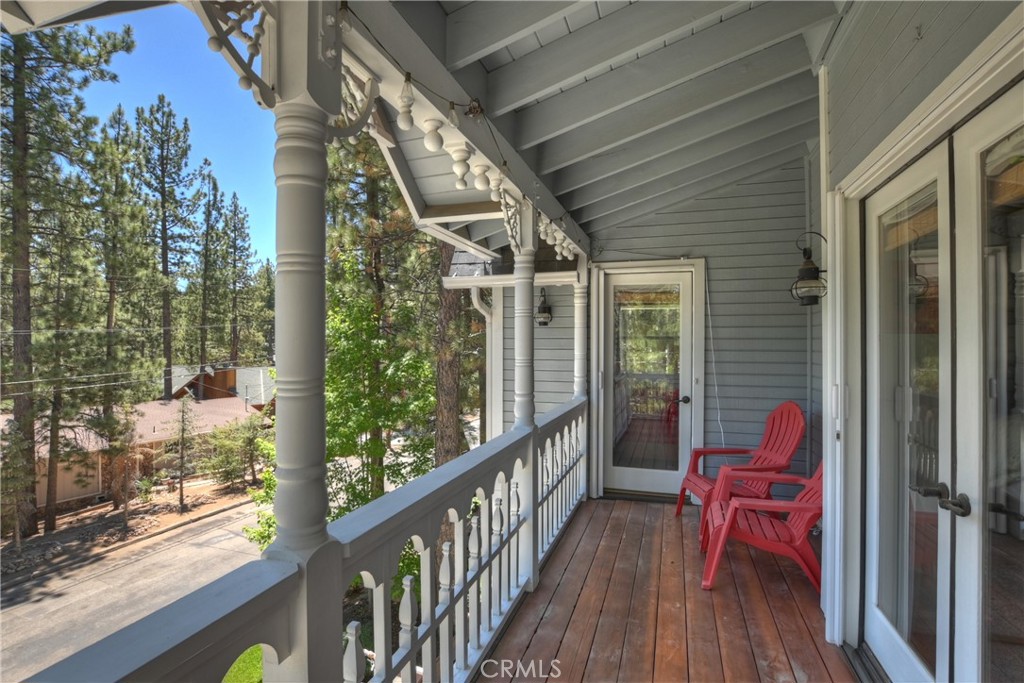 457 Woodside Drive Property Photo 9
