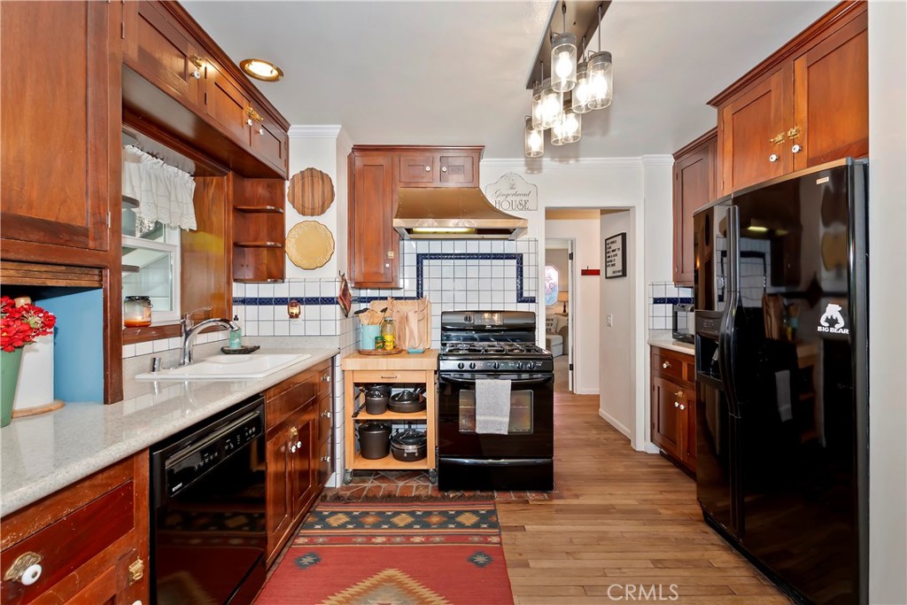 457 Woodside Drive Property Photo 36