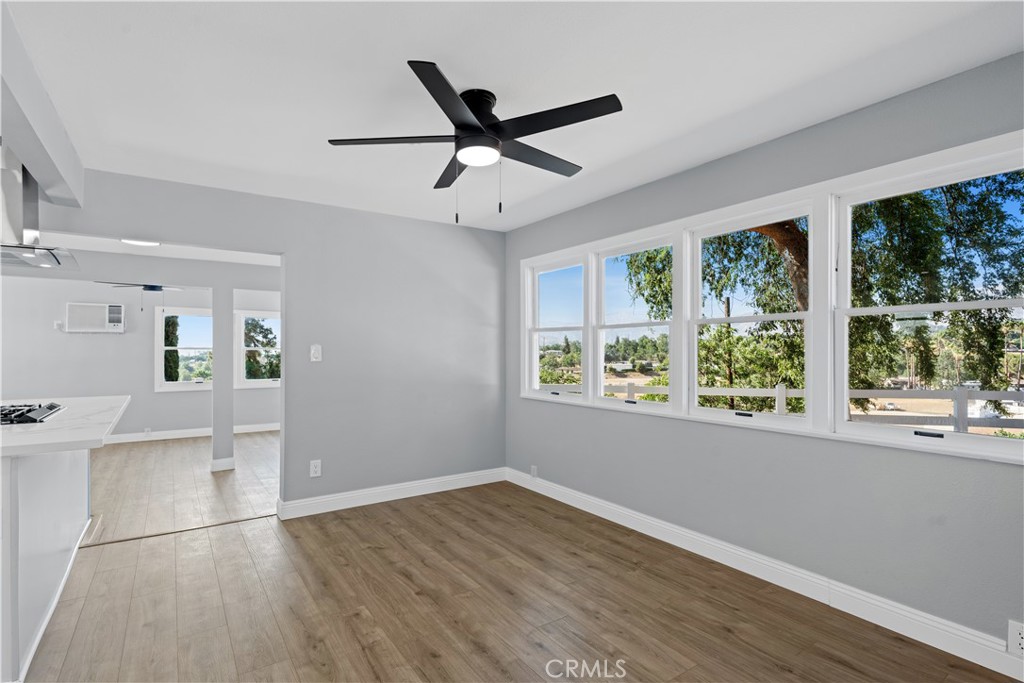 35029 Avenue G Property Photo 16