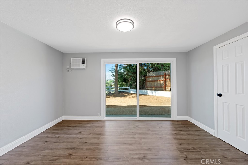 35029 Avenue G Property Photo 27