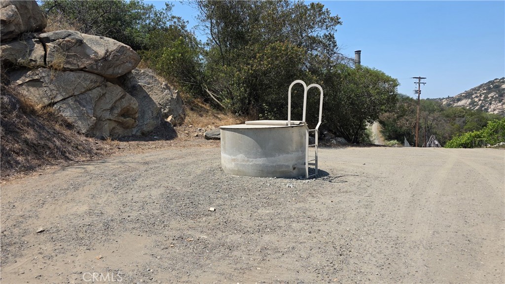 3027 Rainbow Valley Boulevard Property Photo 7