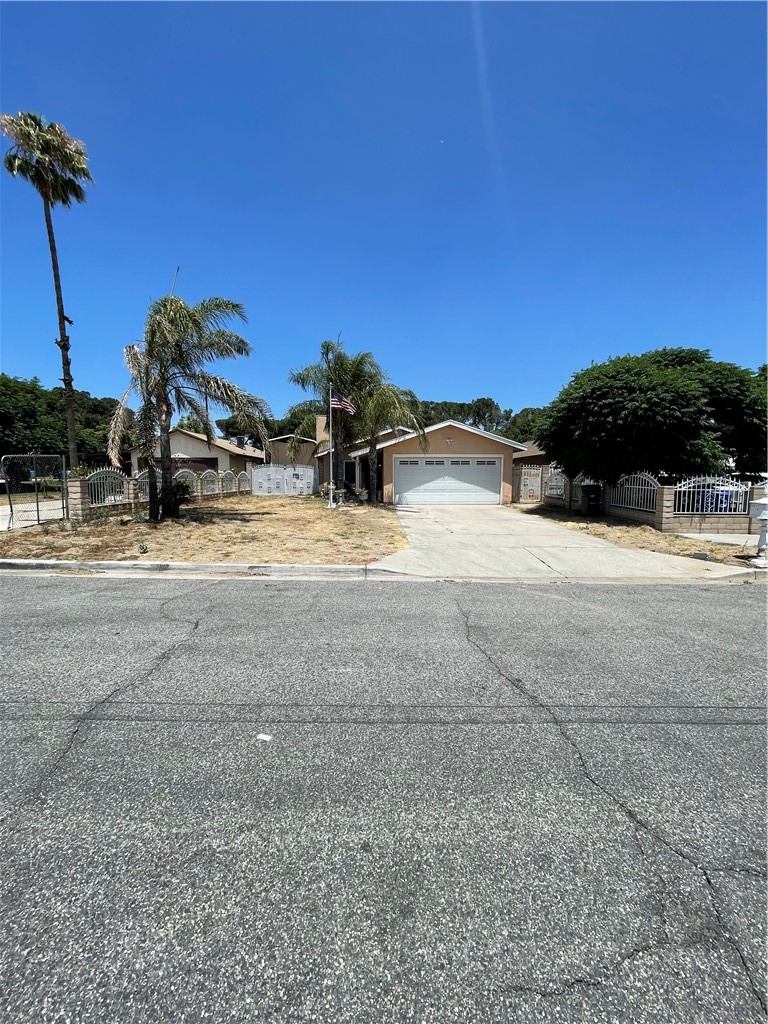 18854 6 Th. Street Property Photo 1