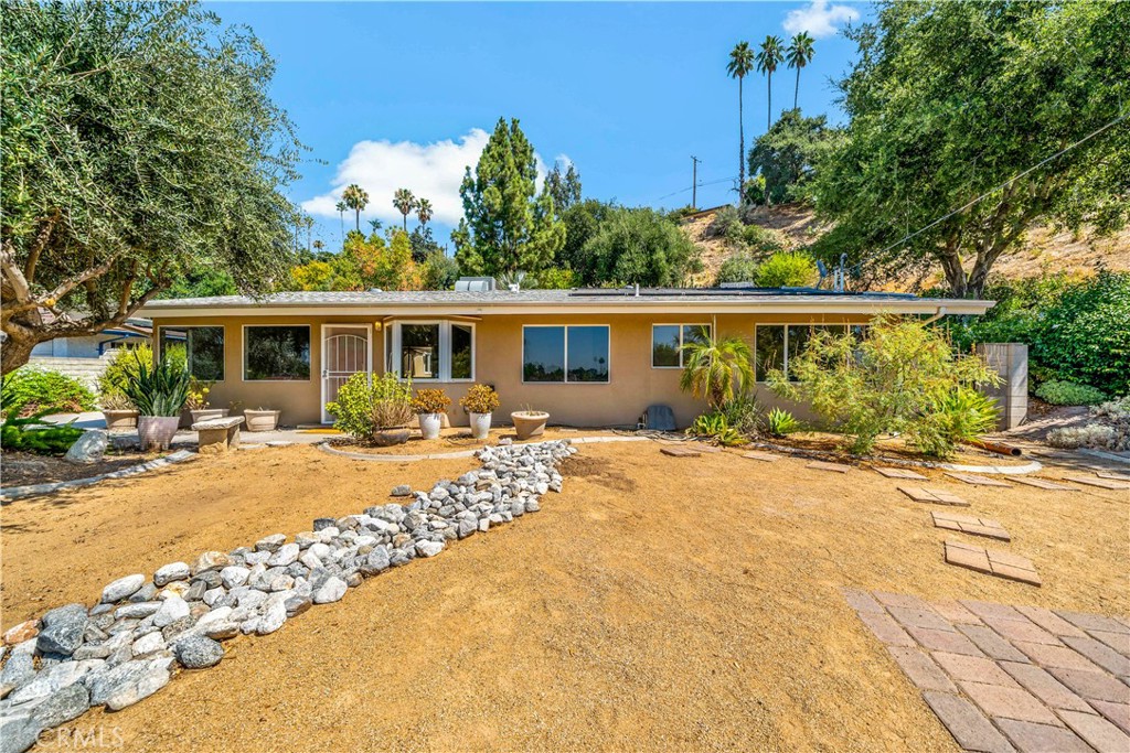 3777 N Arrowhead Avenue Property Photo 1