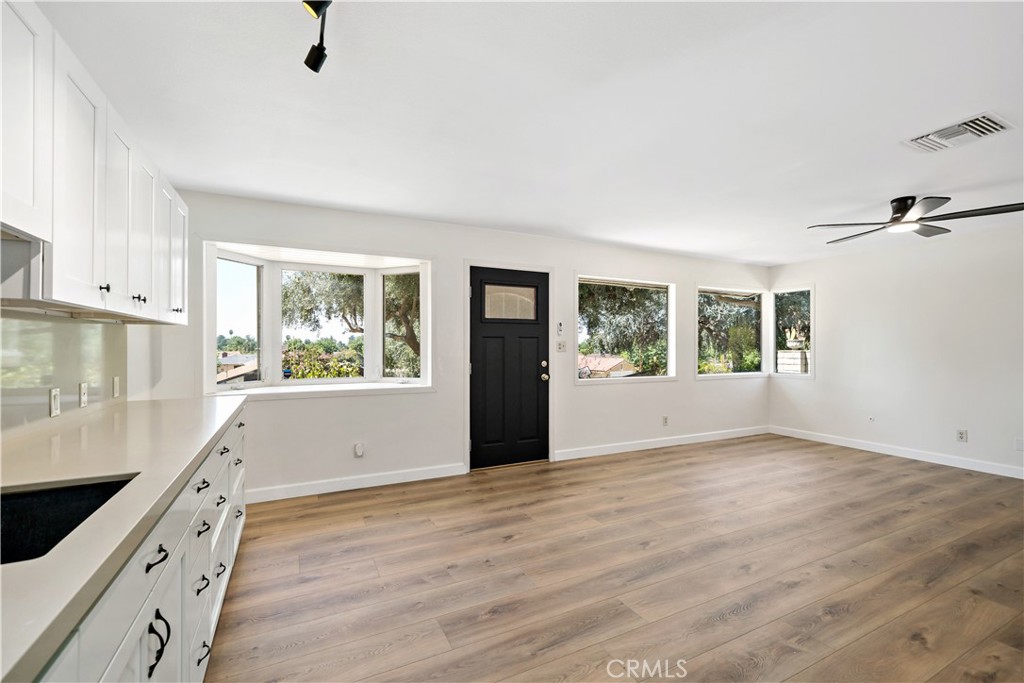 3777 N Arrowhead Avenue Property Photo 19
