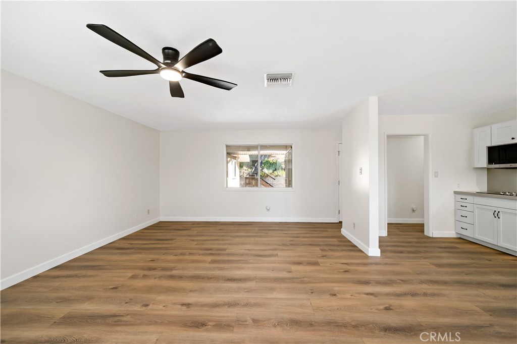 3777 N Arrowhead Avenue Property Photo 23