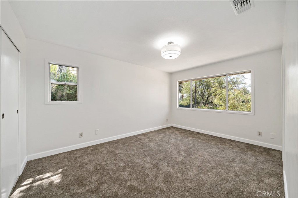 3777 N Arrowhead Avenue Property Photo 32