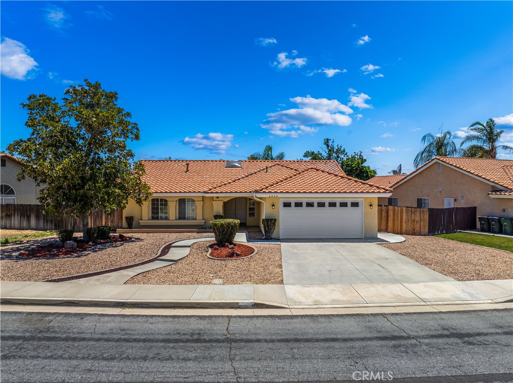 2229 Garland Way Property Photo 1