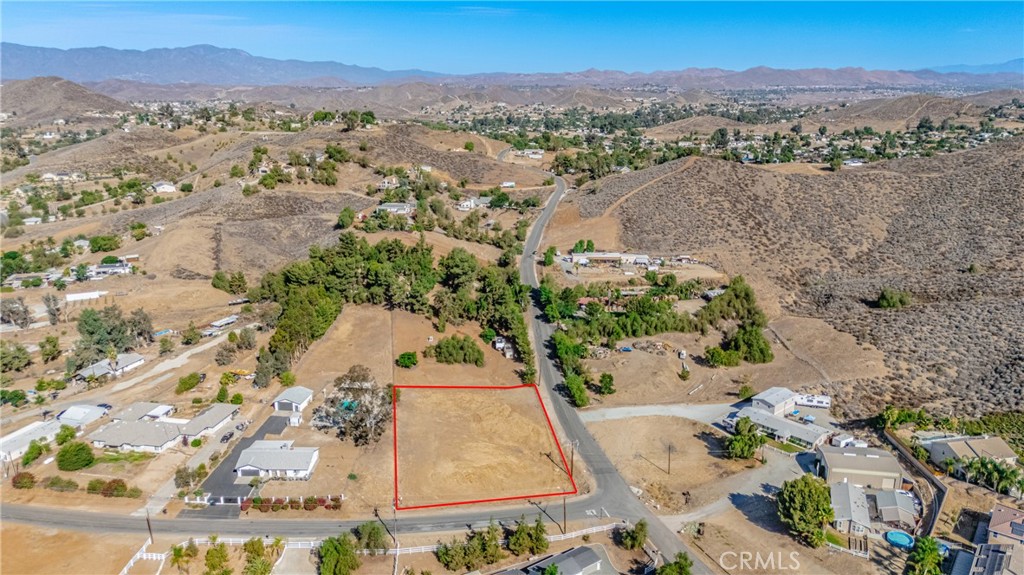 0 Conejo/las Flores Property Photo 14