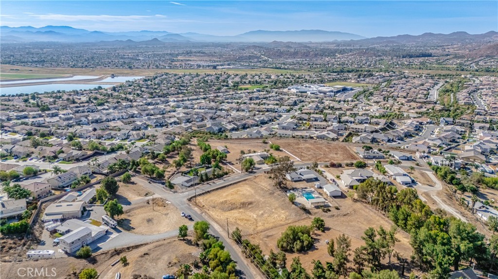 0 Conejo/las Flores Property Photo 26