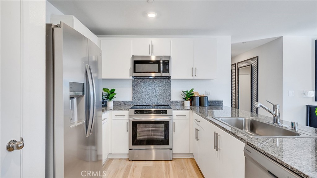 14226 Clemson Street Property Photo 2