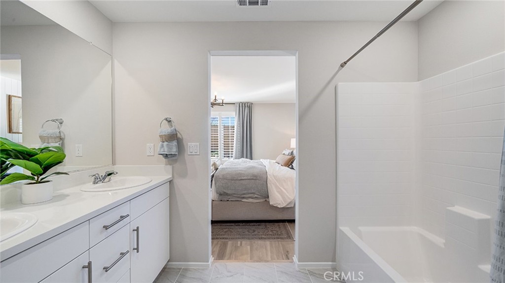 14226 Clemson Street Property Photo 14