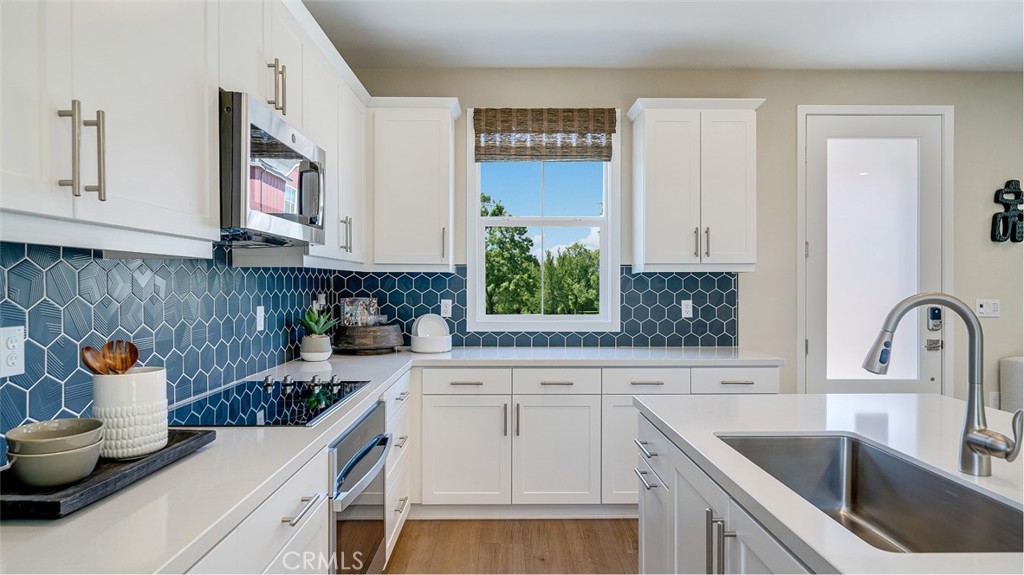 2601 E Hyde Paseo Property Photo 3