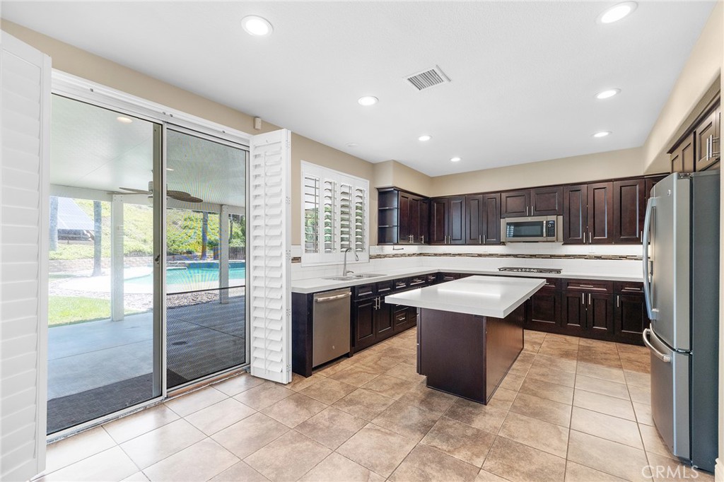 31492 Britton Circle Property Photo 8