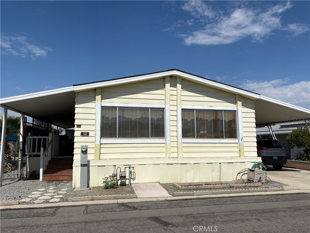 1895 W Devonshire 133