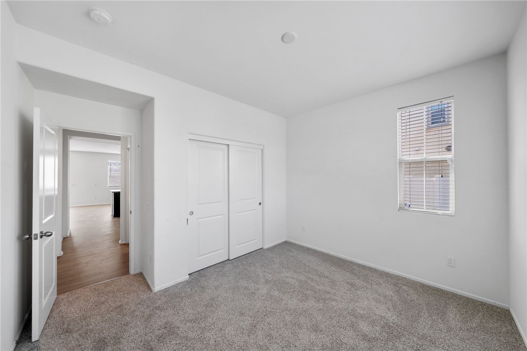 1546 Onyx Lane Property Photo 12