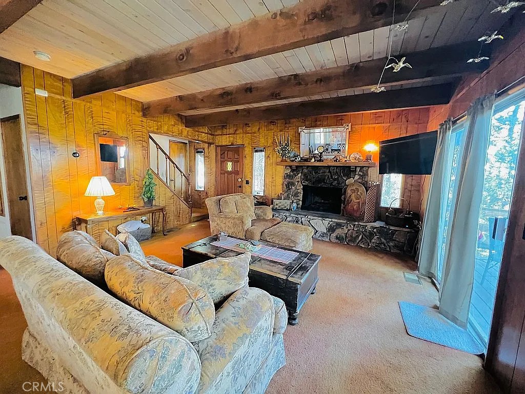 1010 Jungfrau Drive Property Photo 2
