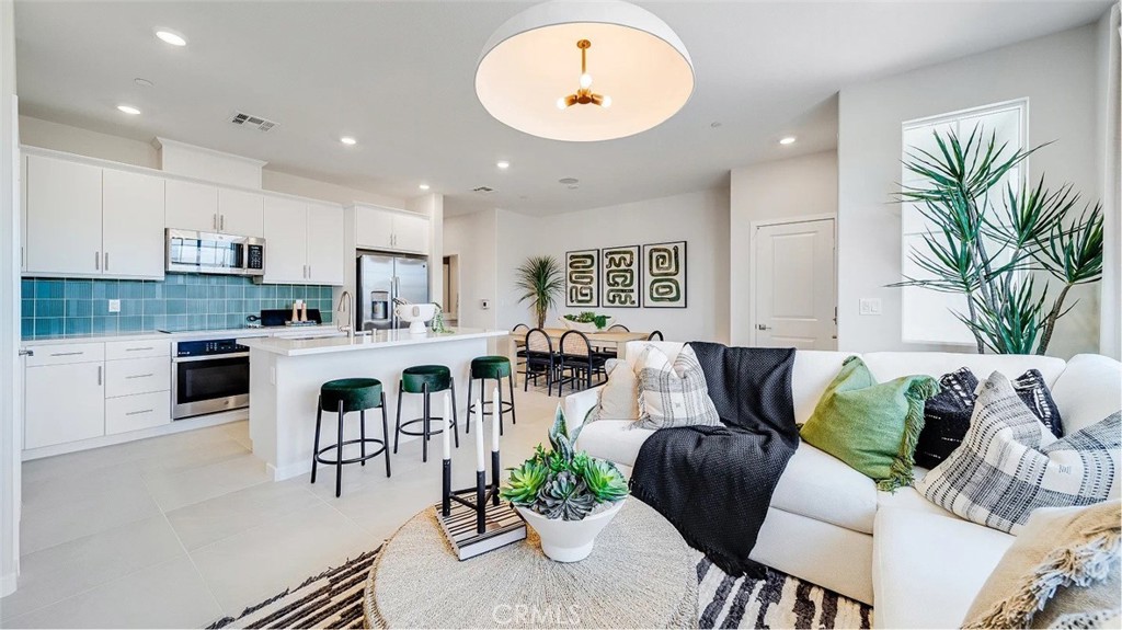 2577 Cloudview Privado Property Photo 1