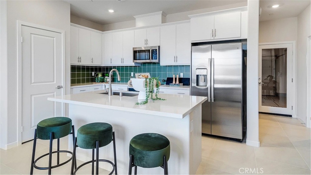 2577 Cloudview Privado Property Photo 2