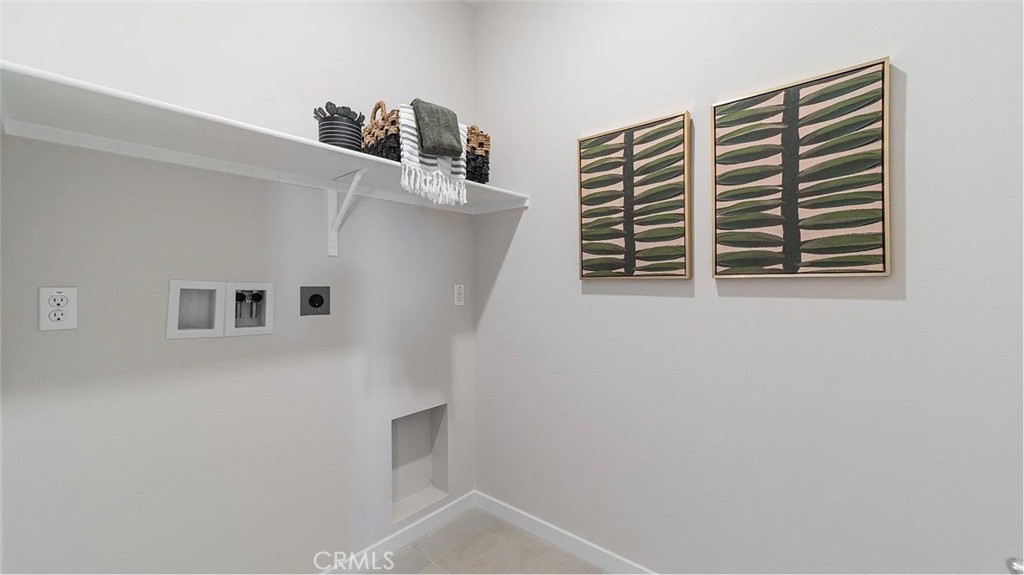 2577 Cloudview Privado Property Photo 14