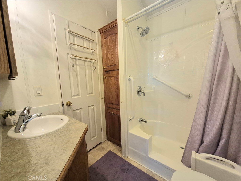 1295 S Cawston Avenue 143 Property Photo 11