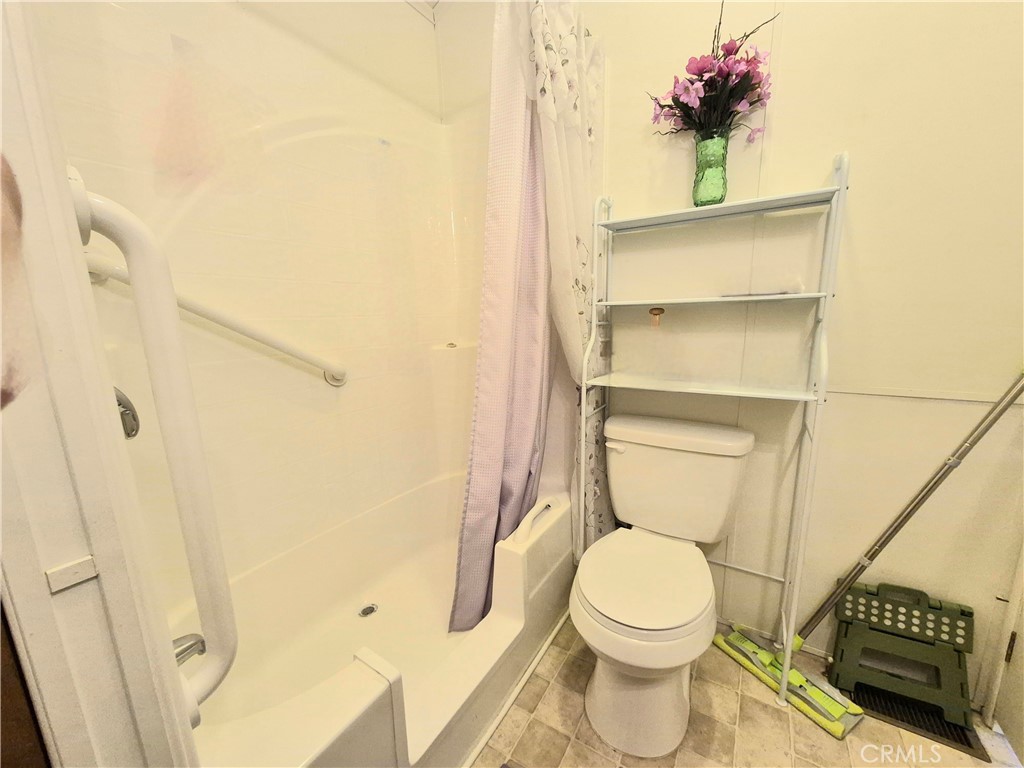 1295 S Cawston Avenue 143 Property Photo 12