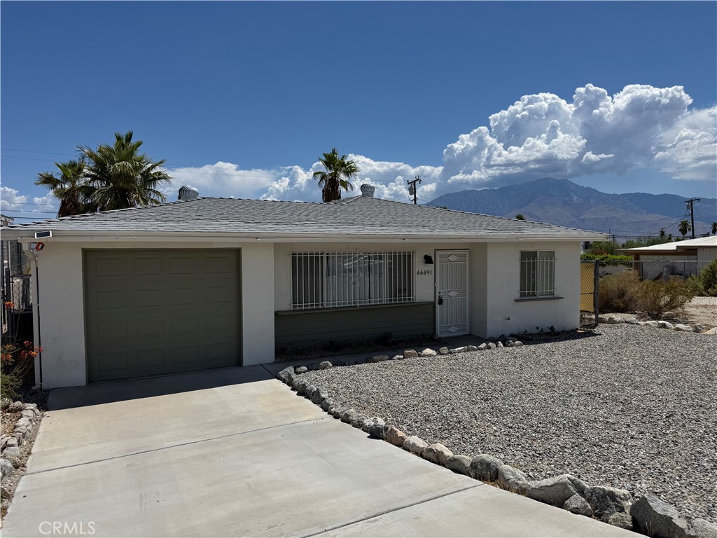 66691 Flora Avenue Property Photo 1