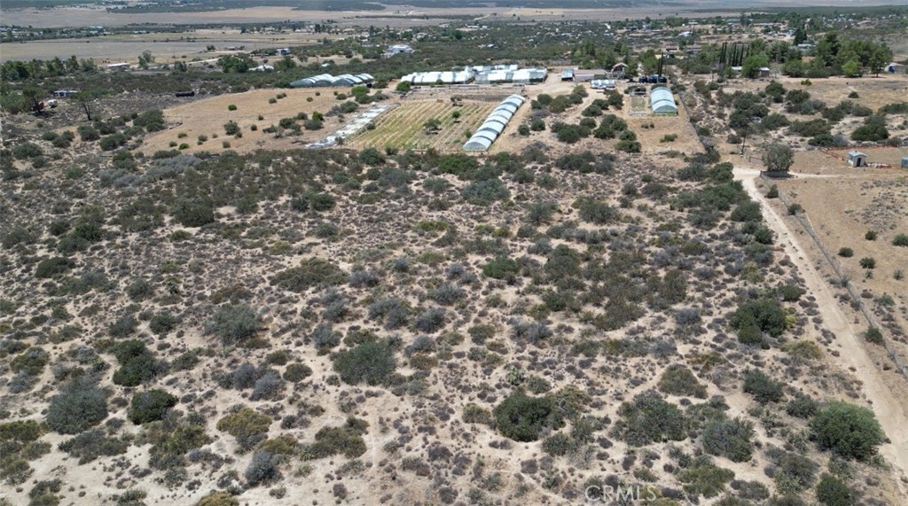 41790 Jay Dee Lane Property Photo 5