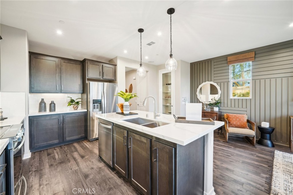 16031 Olivas Lane Property Photo 5